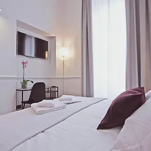 2* Πανσιόν Gemini Navona